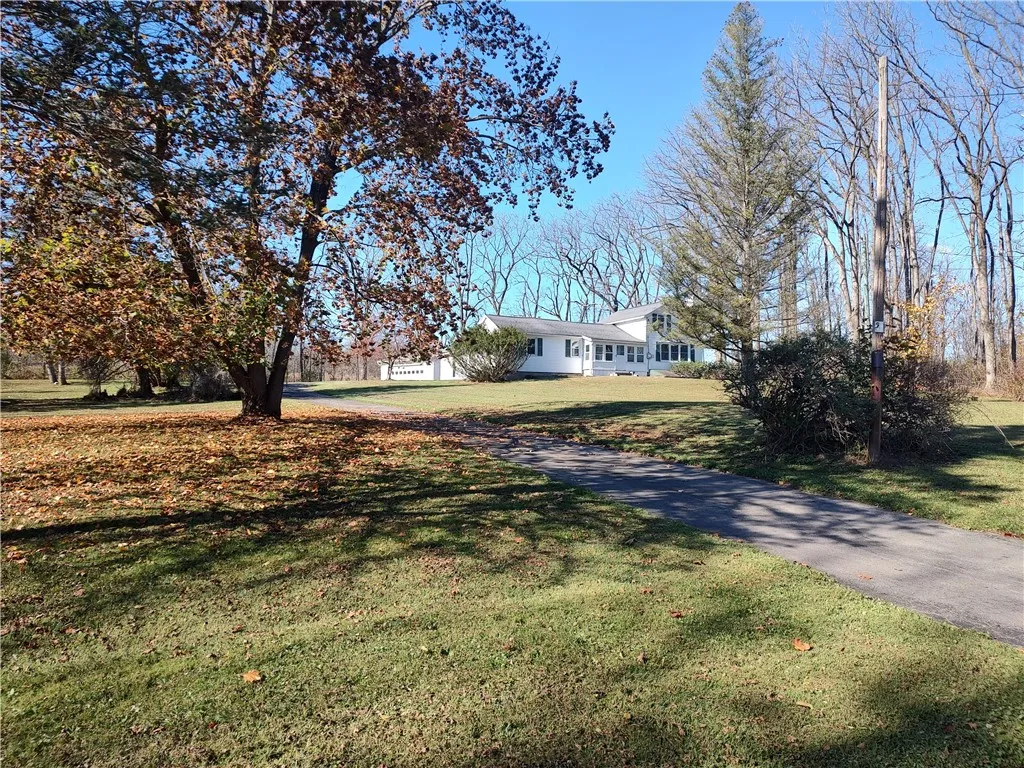 Property at 541 Tyre Road, Galen, NY 14433