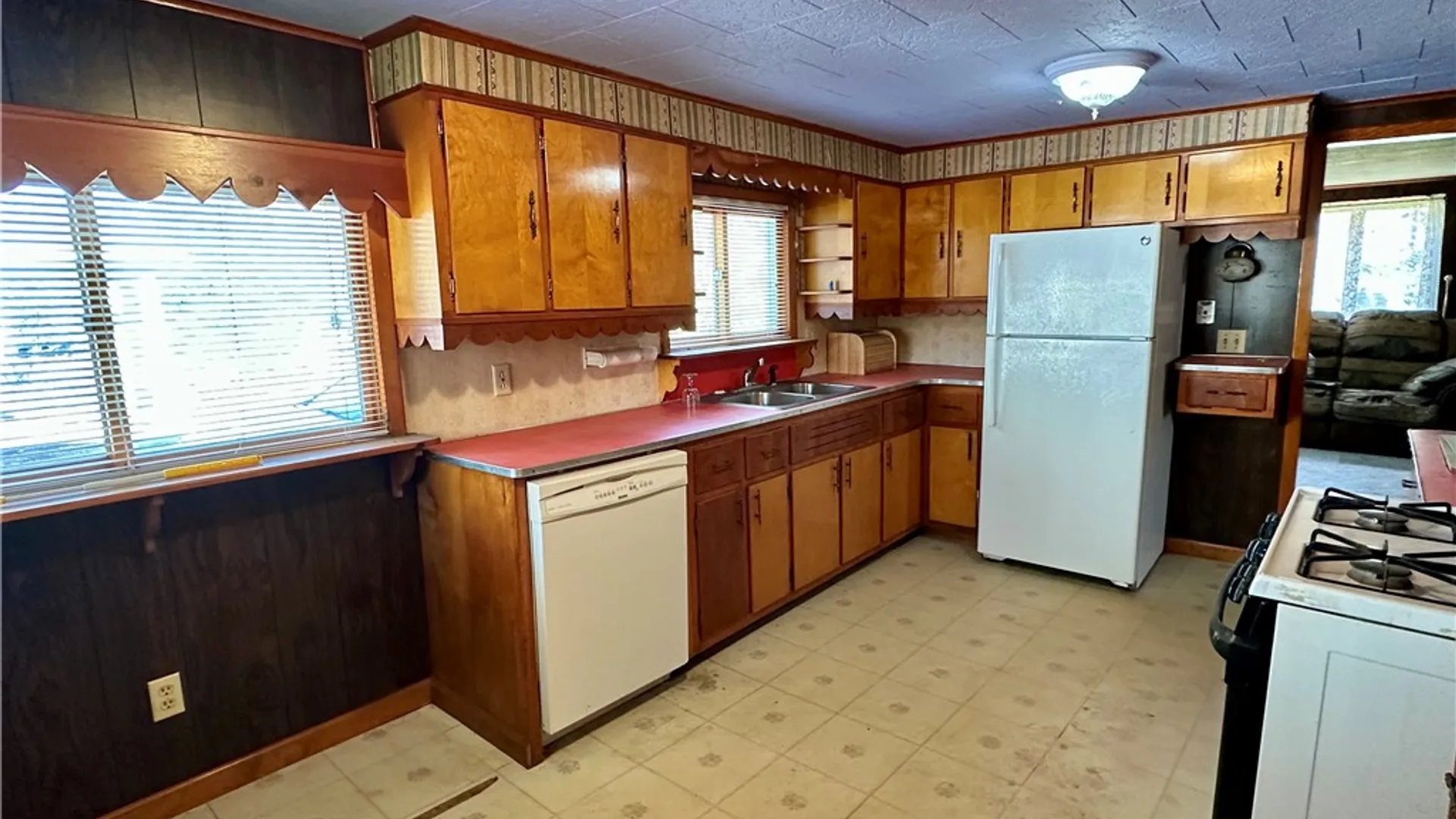 Property at 246 S Marvin Street, Smethport Boro, PA 16749 10