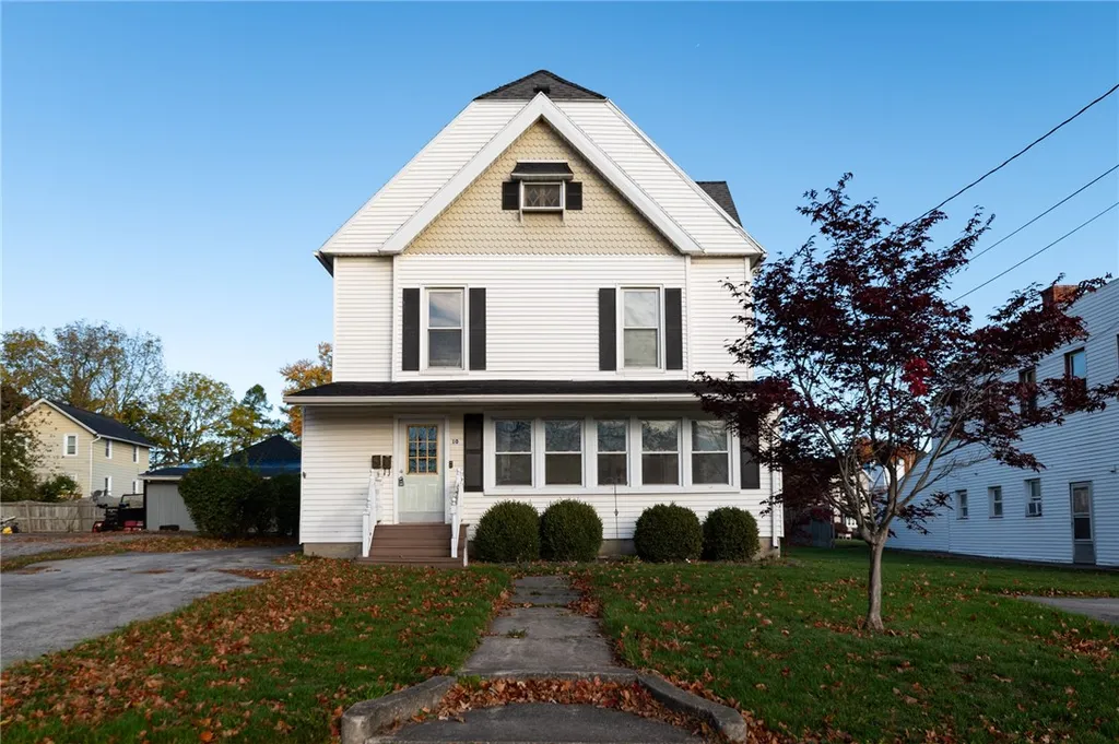 Property at 10 Maple Avenue, Oakfield, NY 14125