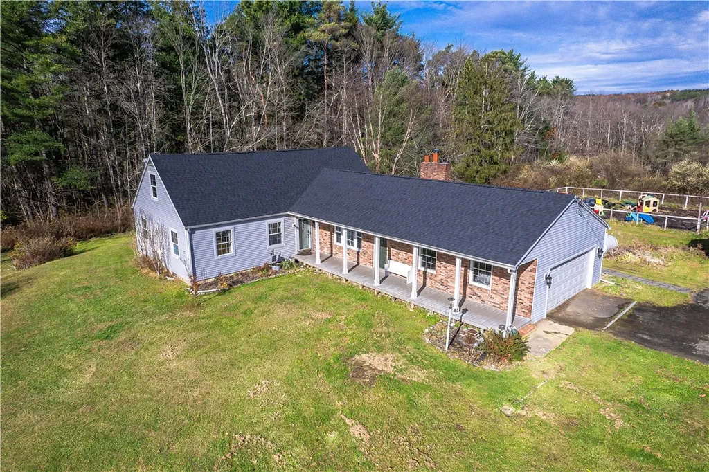 Property at 27 Bennett Lane, Erin, NY 14838