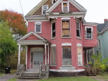 Property at 122 W Bissell Street, Syracuse, NY 13207