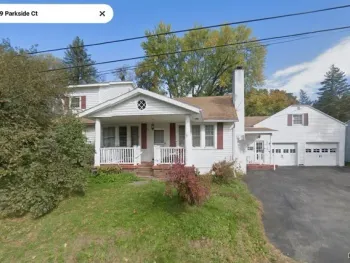 Property at 11 Parkside Ct, New Hartford, NY 13417