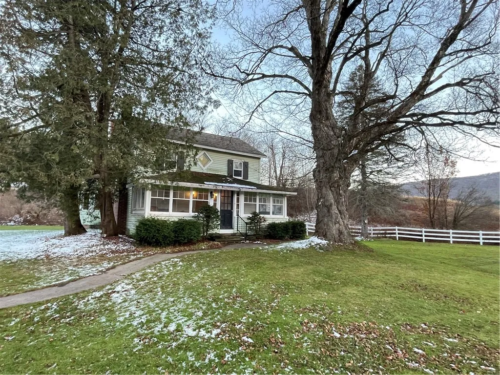 Property at 10 Brockway Road, Stamford, NY 13788