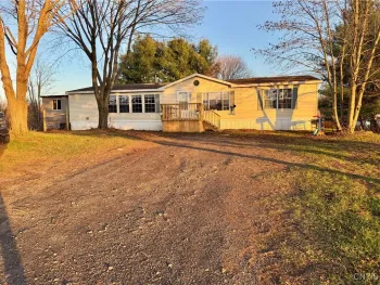 Property at 1572 County Route 6, Volney, NY 13069