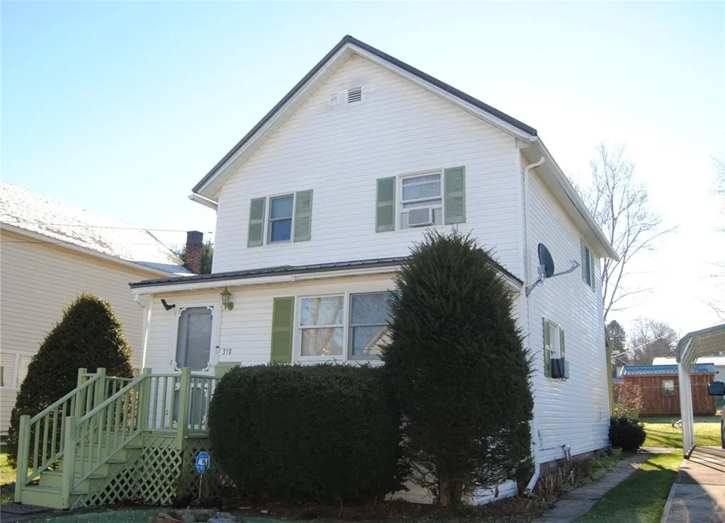 Property at 310 Janeway Street, Kane Boro, PA 16735