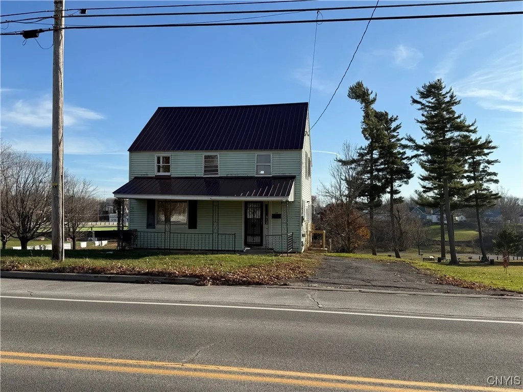 Property at 29 W Hatfield Street, Massena, NY 13662
