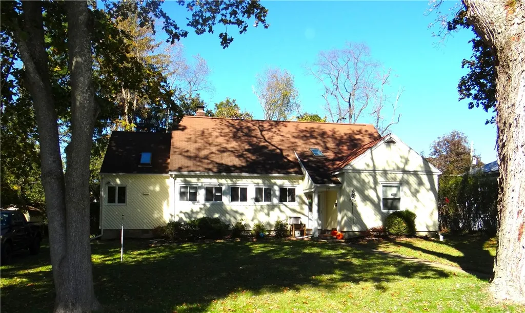Property at 77 Evergreen Avenue, Elmira, NY 14905