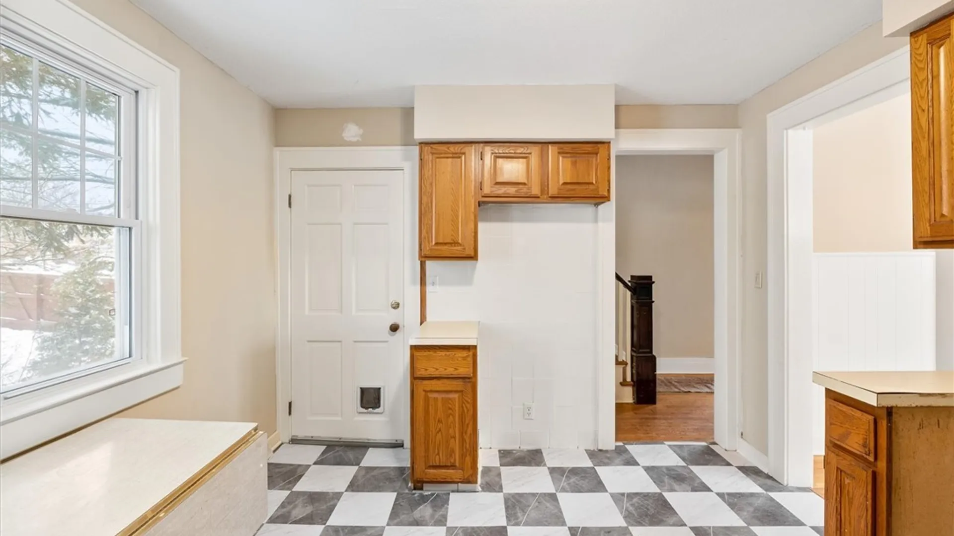 Property at 313 Strathmore Drive, Syracuse, NY 13207 23