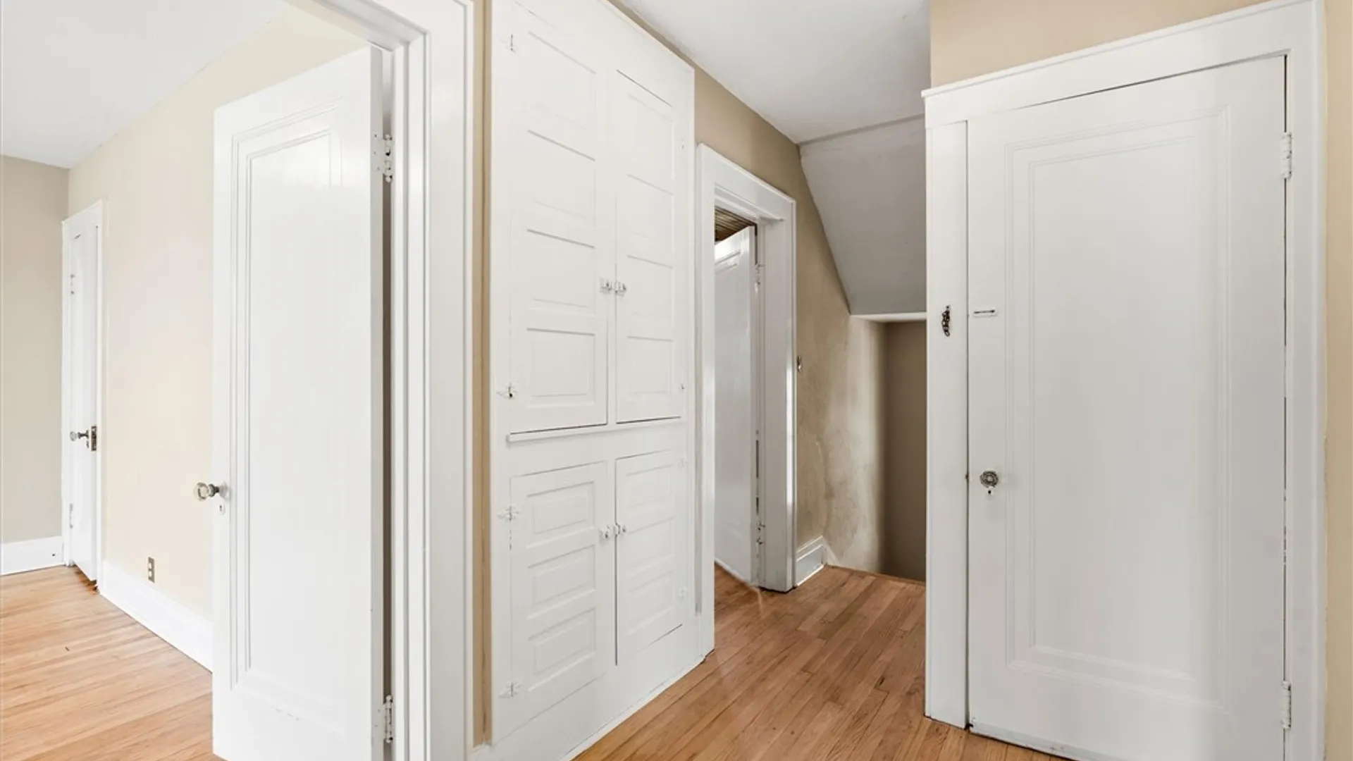 Property at 313 Strathmore Drive, Syracuse, NY 13207 25