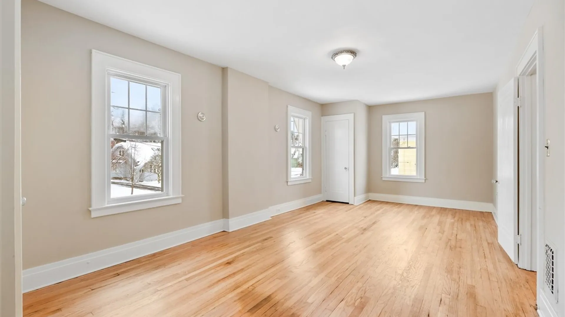 Property at 313 Strathmore Drive, Syracuse, NY 13207 28