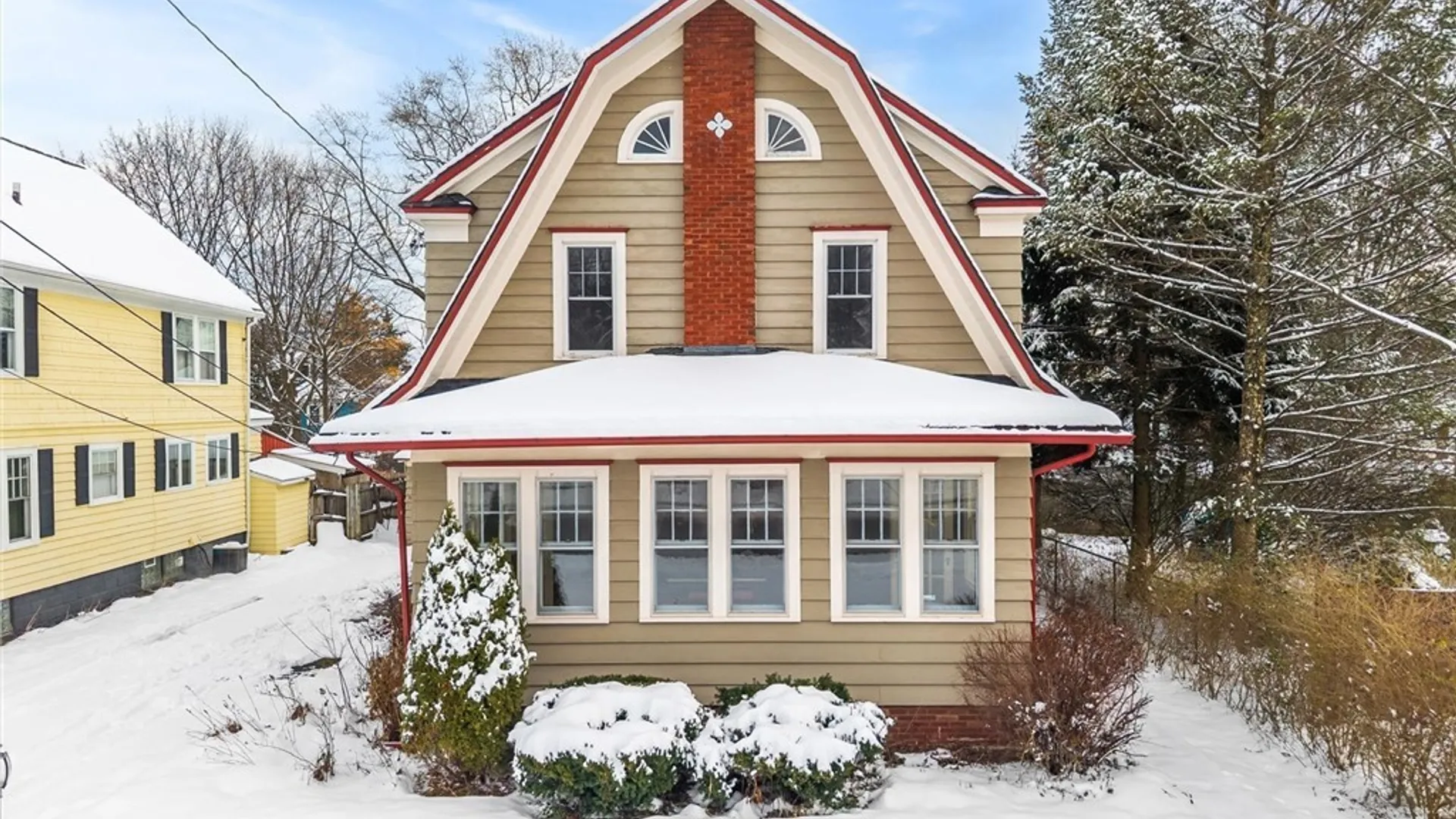 Property at 313 Strathmore Drive, Syracuse, NY 13207 3
