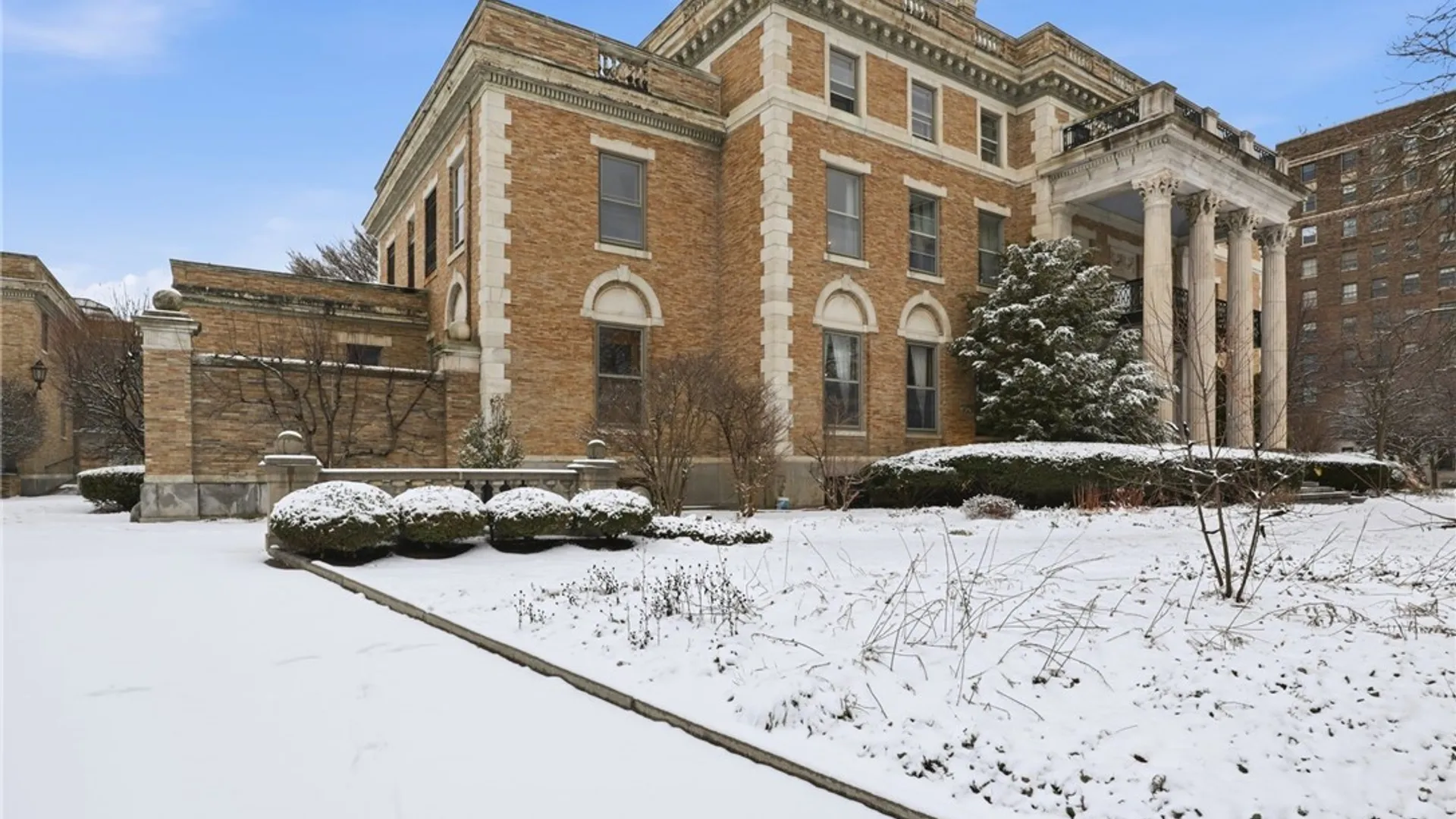 Property at 672 Delaware Avenue, Buffalo, NY 14209 3