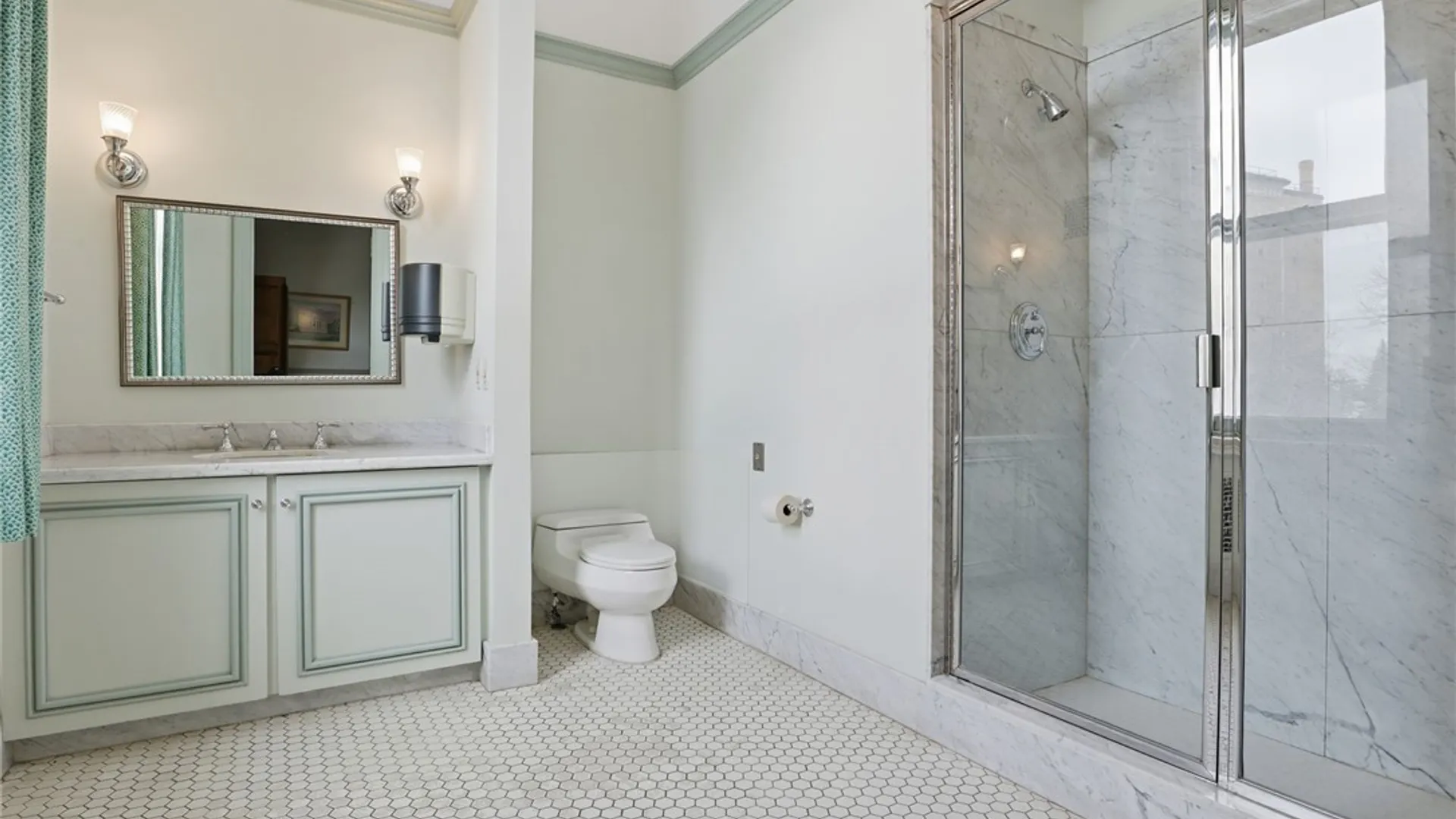 Property at 672 Delaware Avenue, Buffalo, NY 14209 32