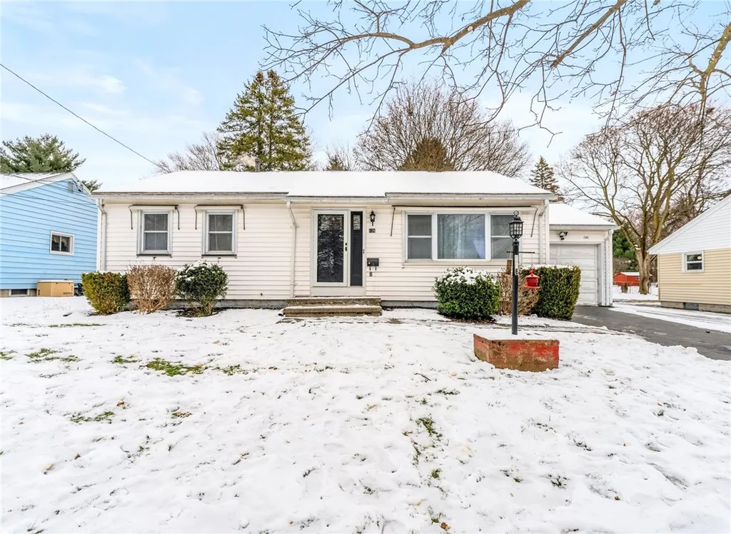 Property at 126 High St, Avon, NY 14414