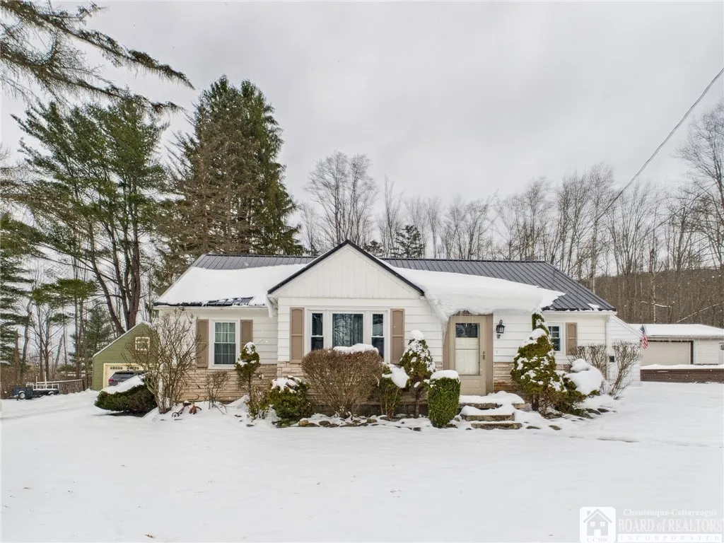 Property at 15 Mckune Avenue, Foster Town, PA 16701