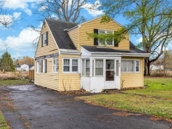 Property at 404 W Roswell Avenue, Onondaga, NY 13120