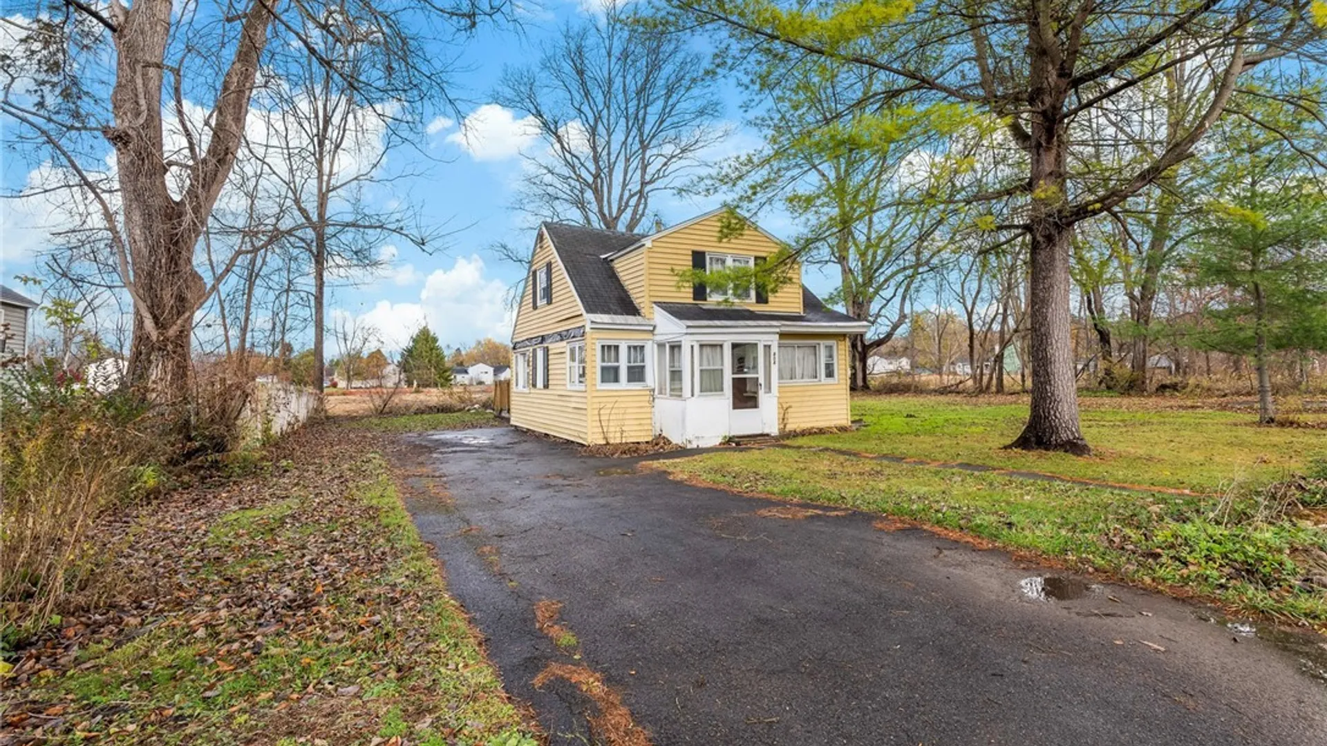 Property at 404 W Roswell Avenue, Onondaga, NY 13120 3