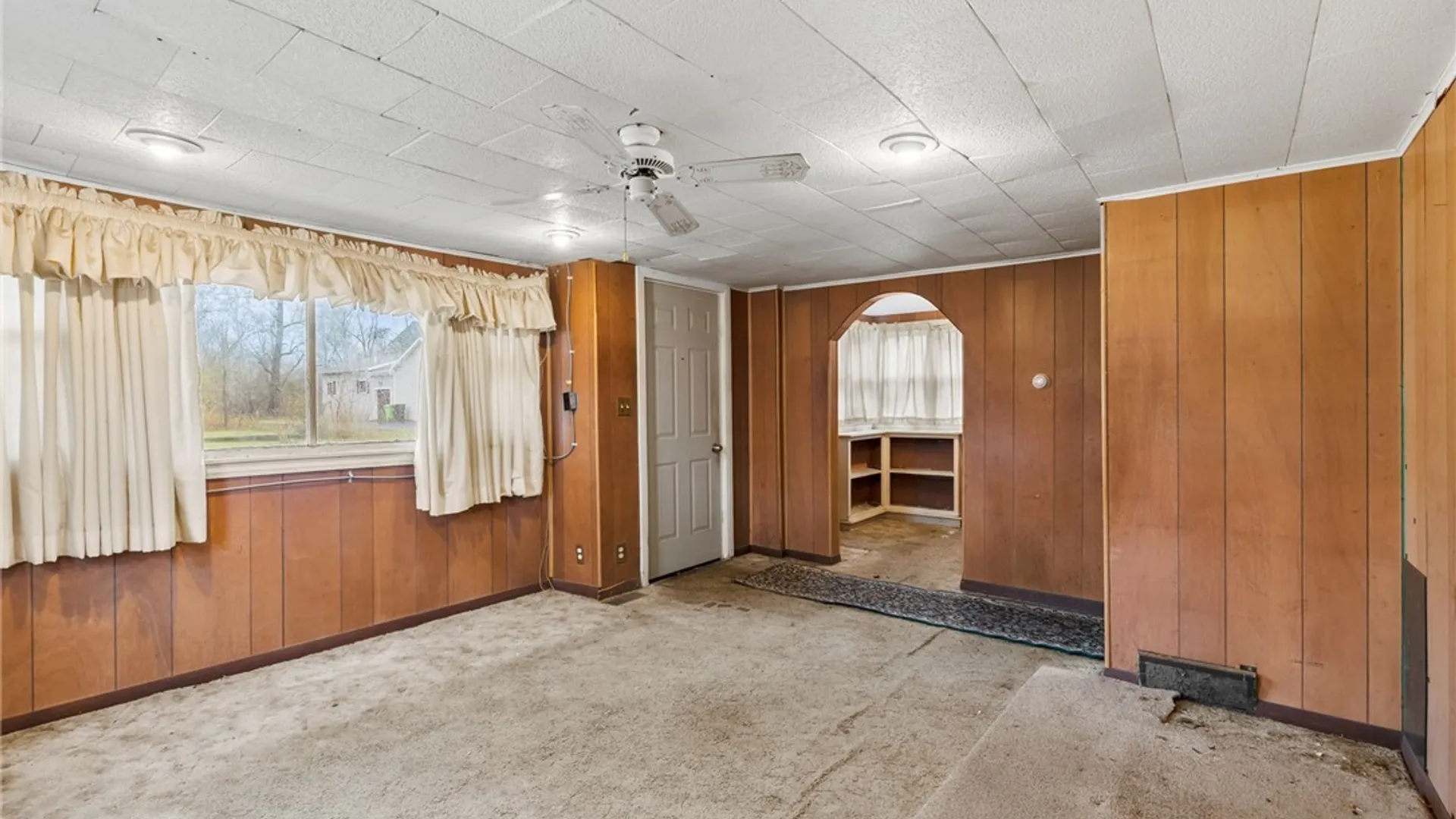 Property at 404 W Roswell Avenue, Onondaga, NY 13120 8