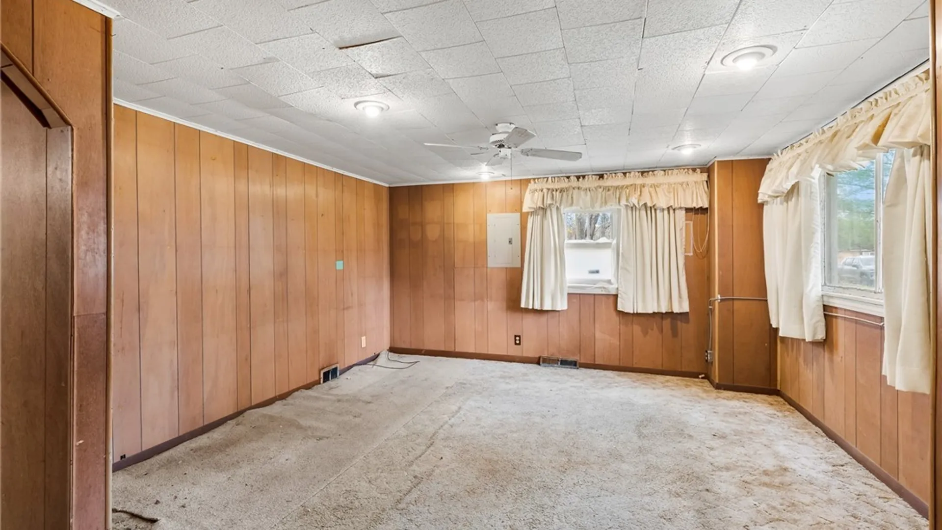Property at 404 W Roswell Avenue, Onondaga, NY 13120 10