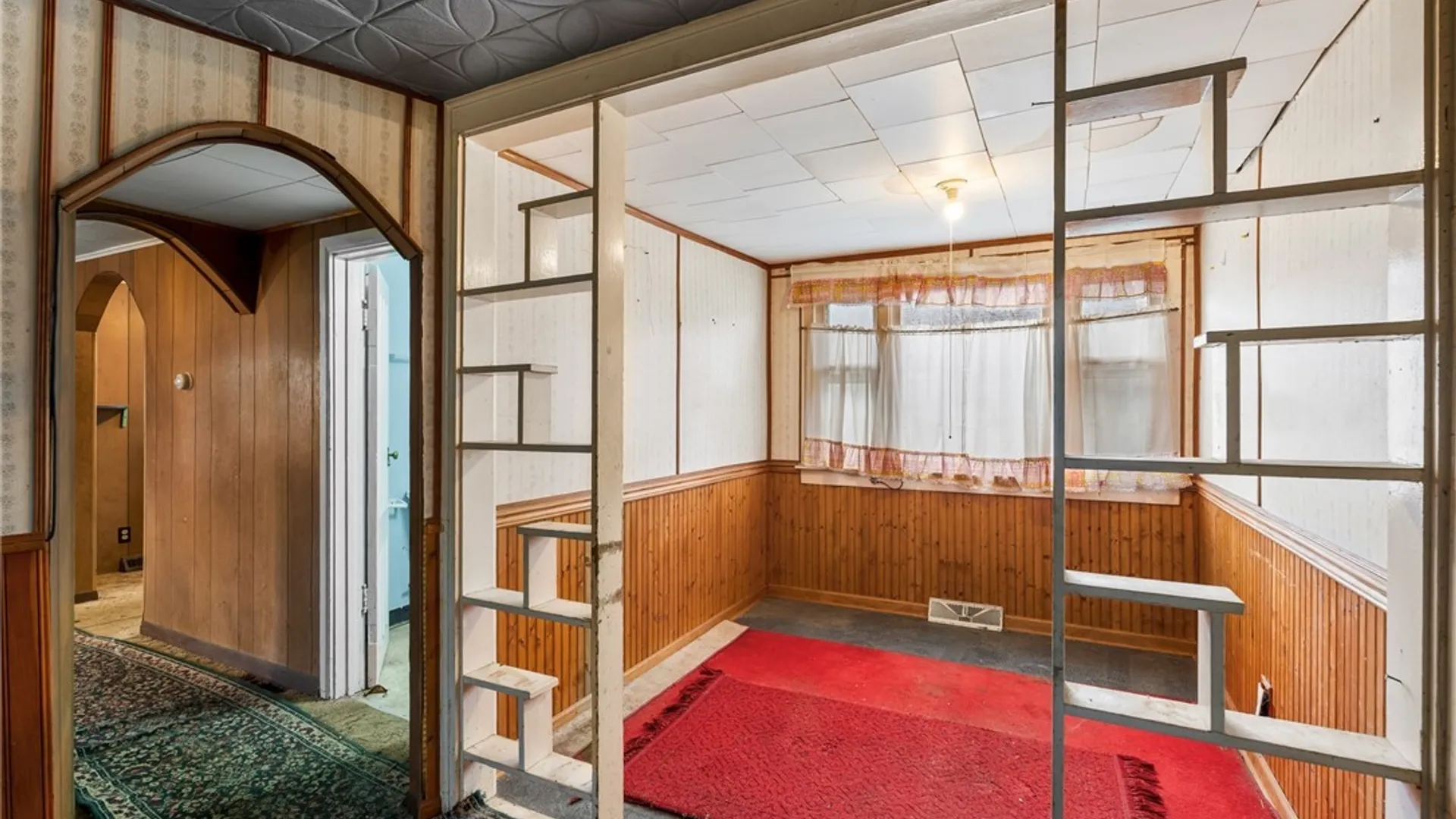 Property at 404 W Roswell Avenue, Onondaga, NY 13120 17