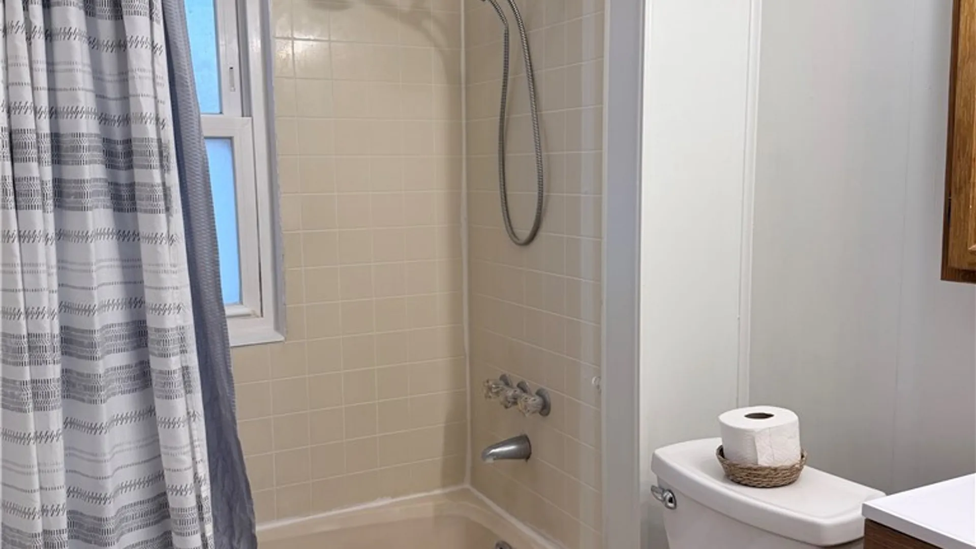 Property at 1852 Niagara Avenue, Niagara Falls, NY 14305 19
