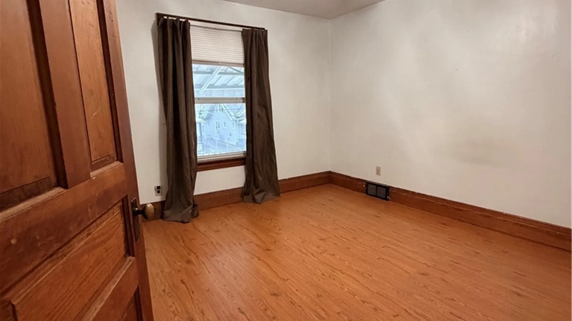 Property at 1852 Niagara Avenue, Niagara Falls, NY 14305 27