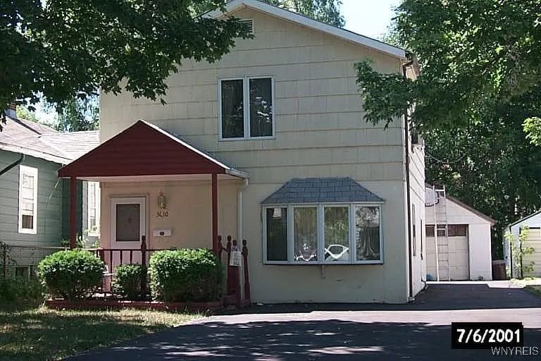 Property at 3010 Mckoon Avenue, Niagara Falls, NY 14305