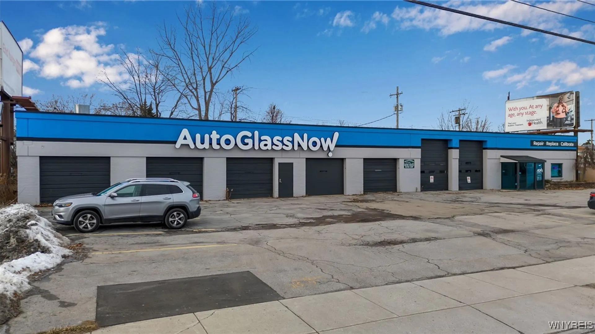 Property at 874 Niagara Falls Boulevard, Tonawanda, NY 14223 3
