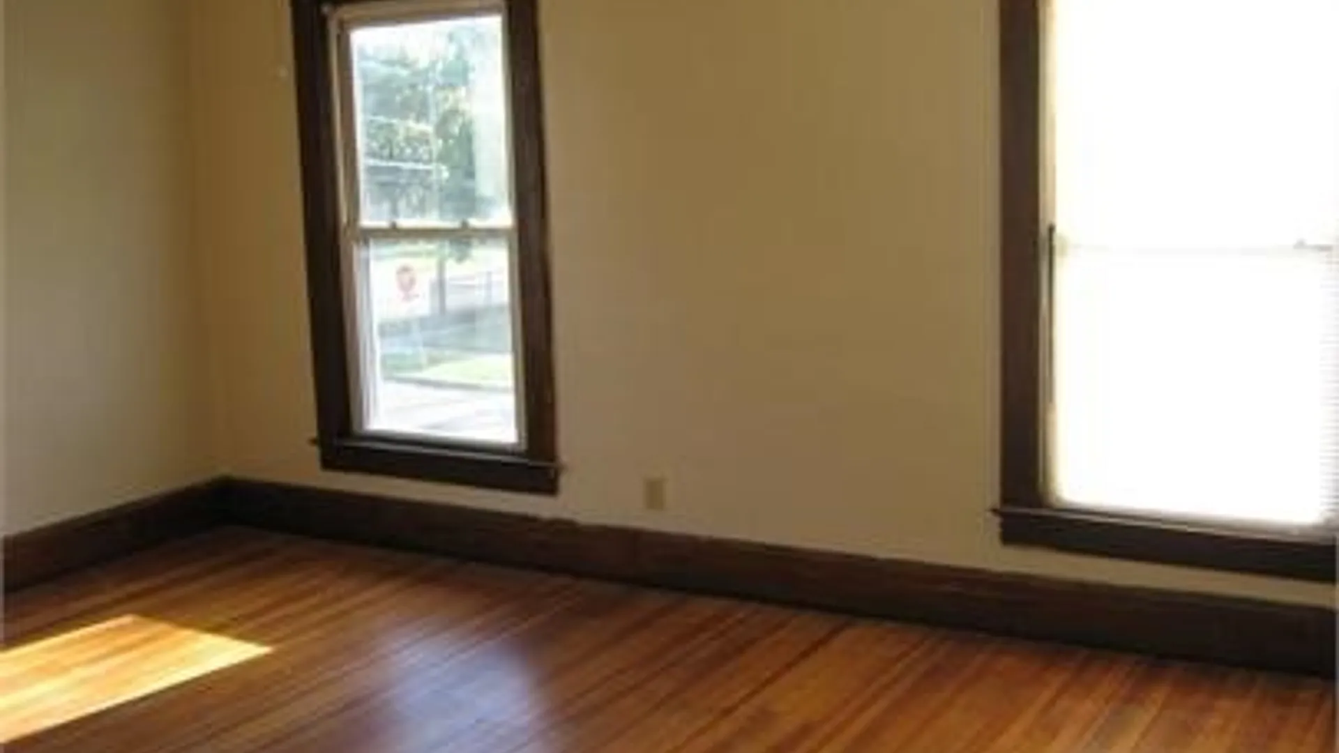Property at 121 Sedgwick Street, Syracuse, NY 13203 12