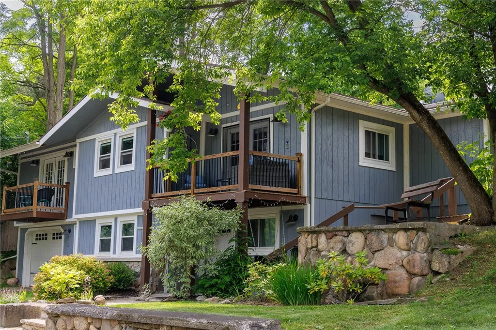 Property at 4 Elizabeth Street, Naples, NY 14512