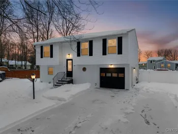 Property at 113 Roundmill Lane, Manlius, NY 13116