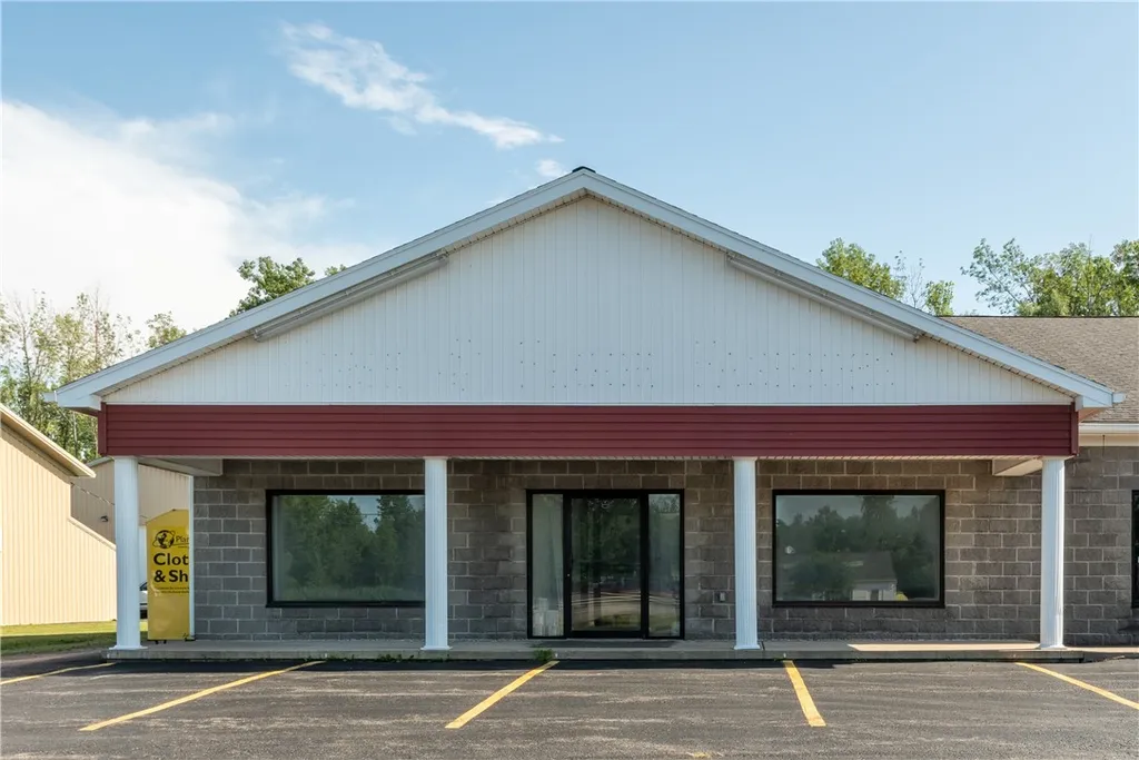 Property at 1652 State Route 104, Ontario, NY 14519