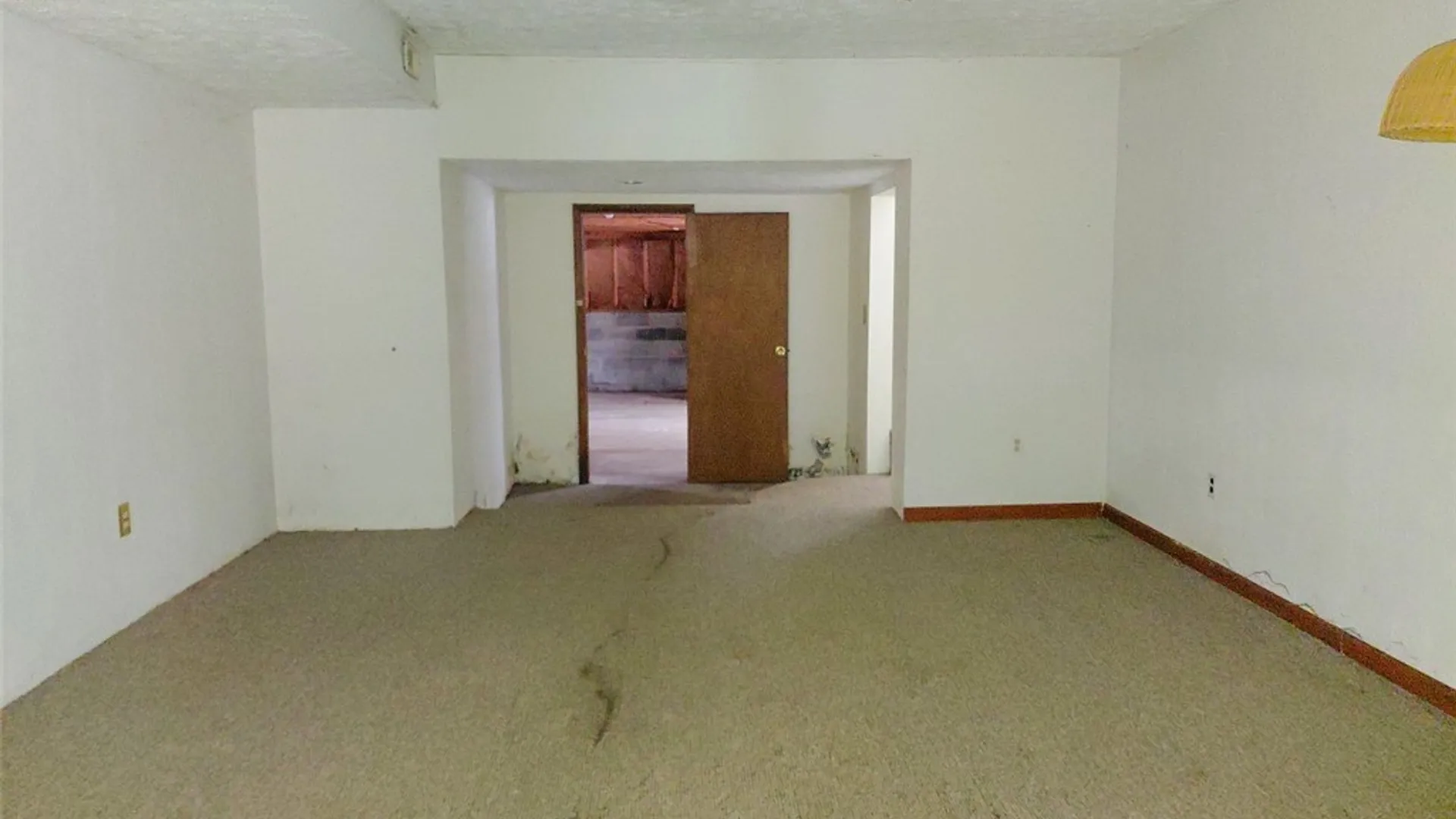 Property at 98 Ennis Avenue, Schroeppel, NY 13132 26