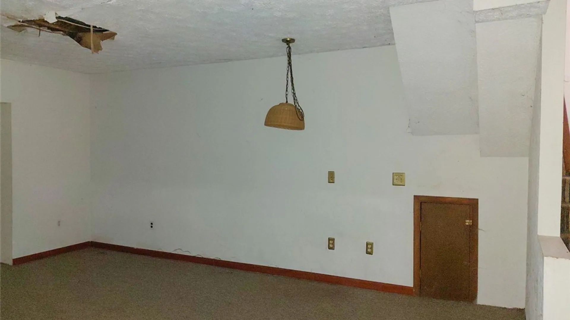 Property at 98 Ennis Avenue, Schroeppel, NY 13132 27