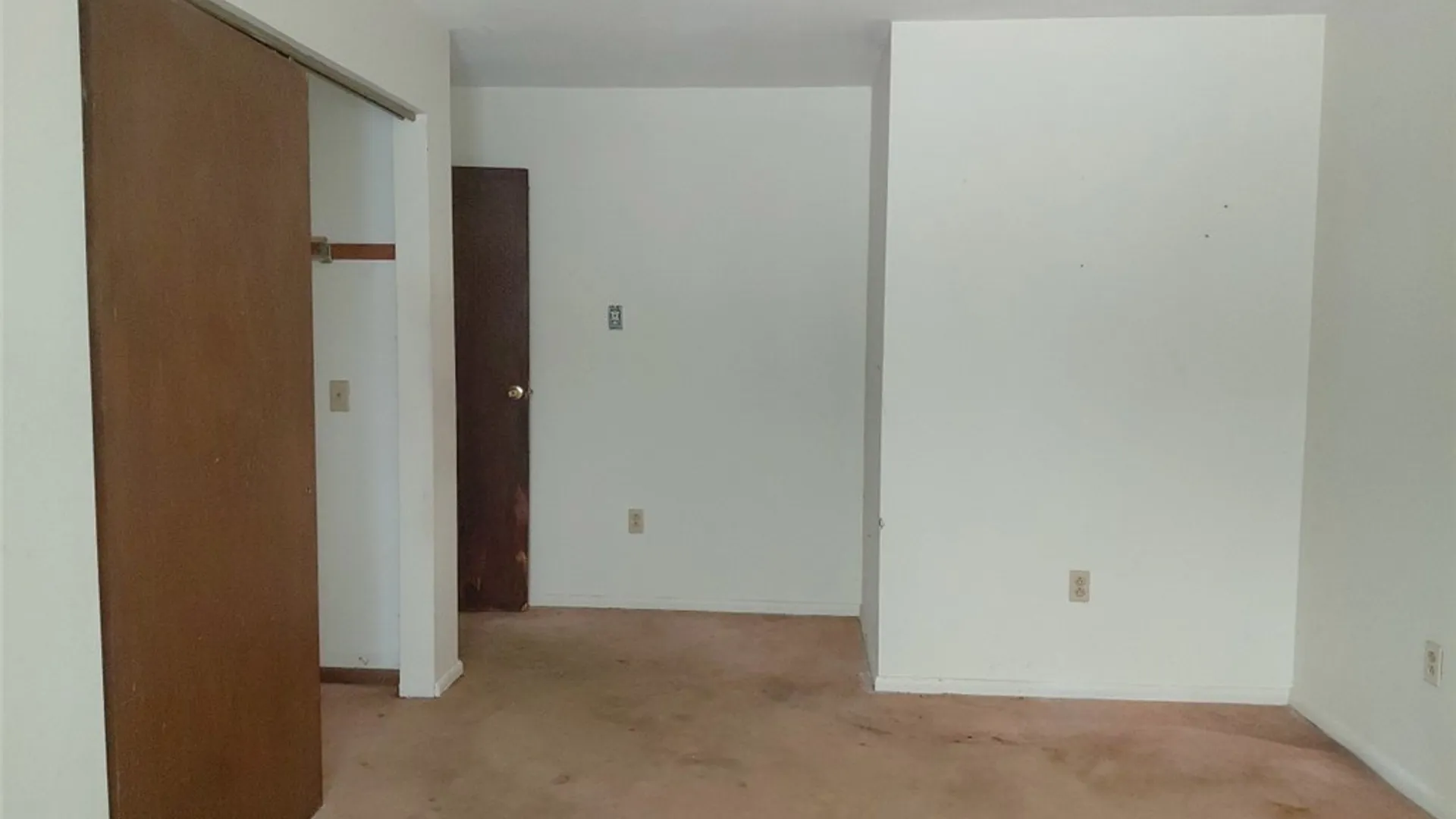 Property at 98 Ennis Avenue, Schroeppel, NY 13132 14