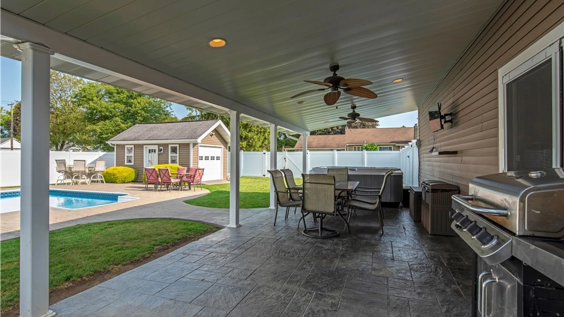 Property at 411 Linda View Lane, Utica, NY 13502 15