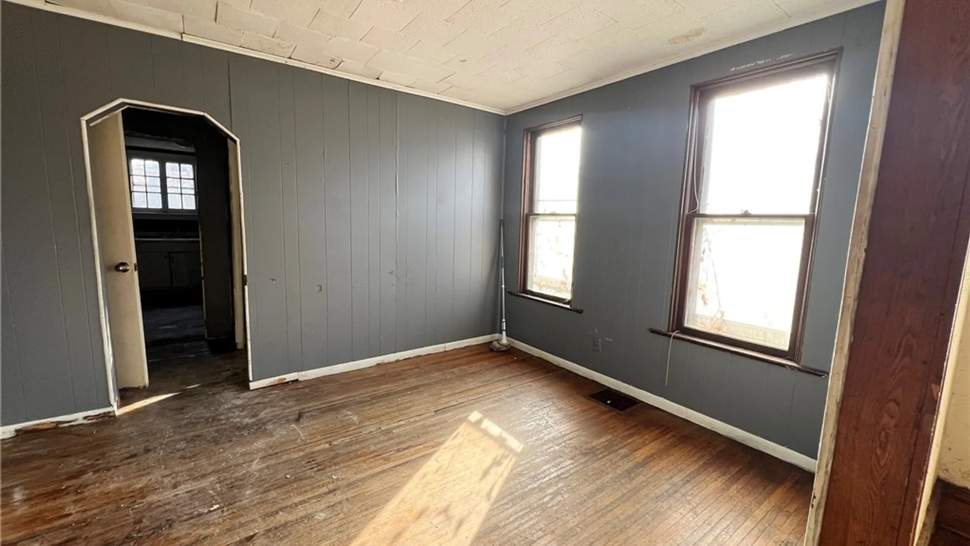 Property at 868 Plymouth Ave S, Rochester, NY 14608 7