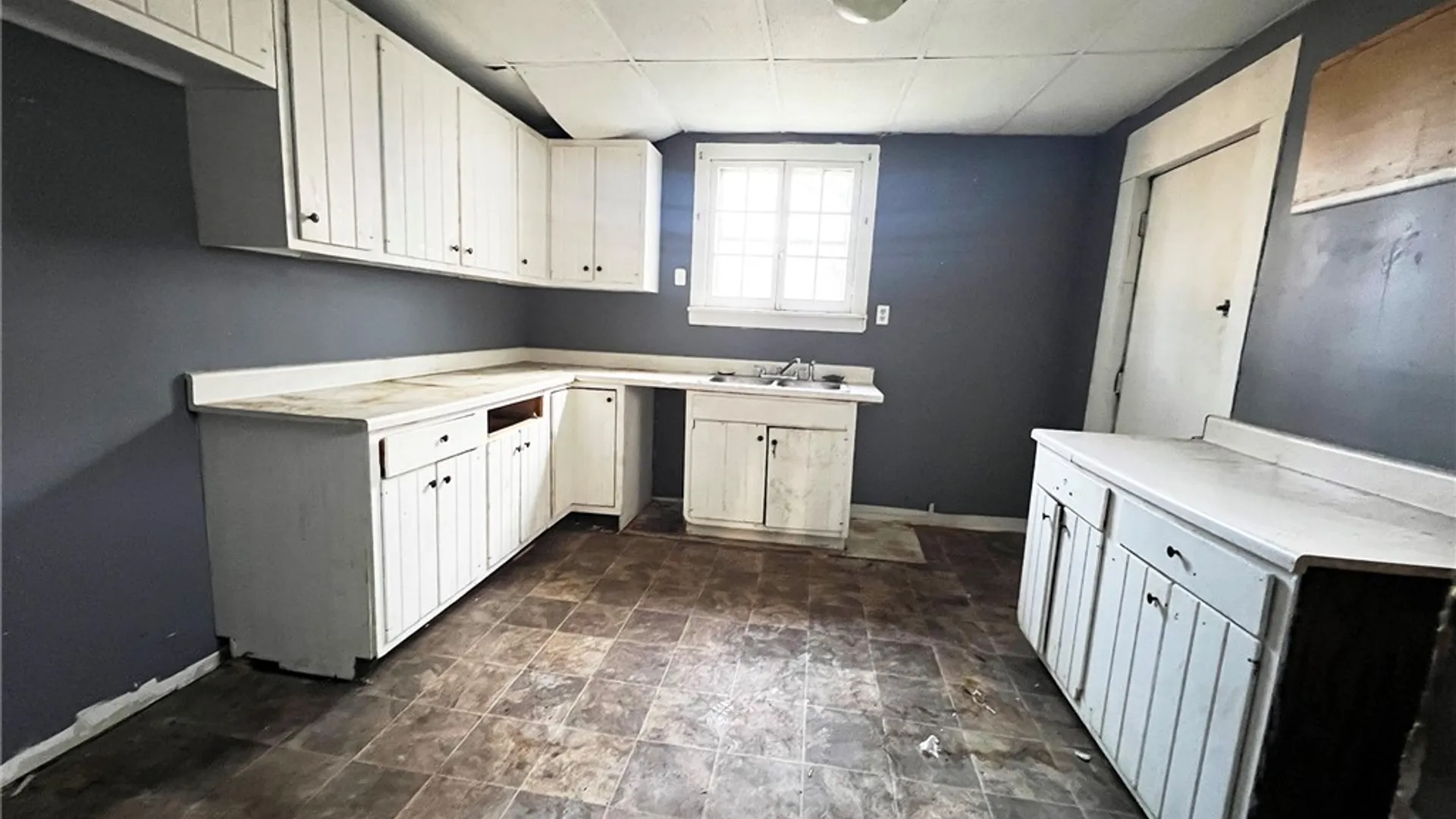 Property at 868 Plymouth Ave S, Rochester, NY 14608 11