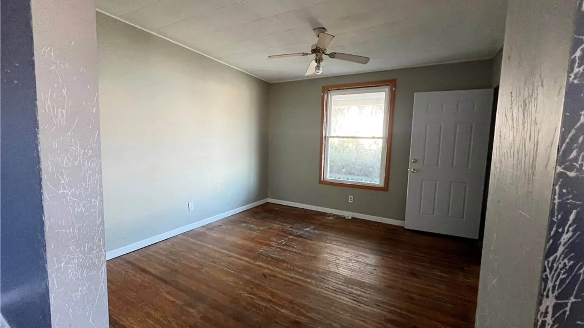 Property at 868 Plymouth Ave S, Rochester, NY 14608 27