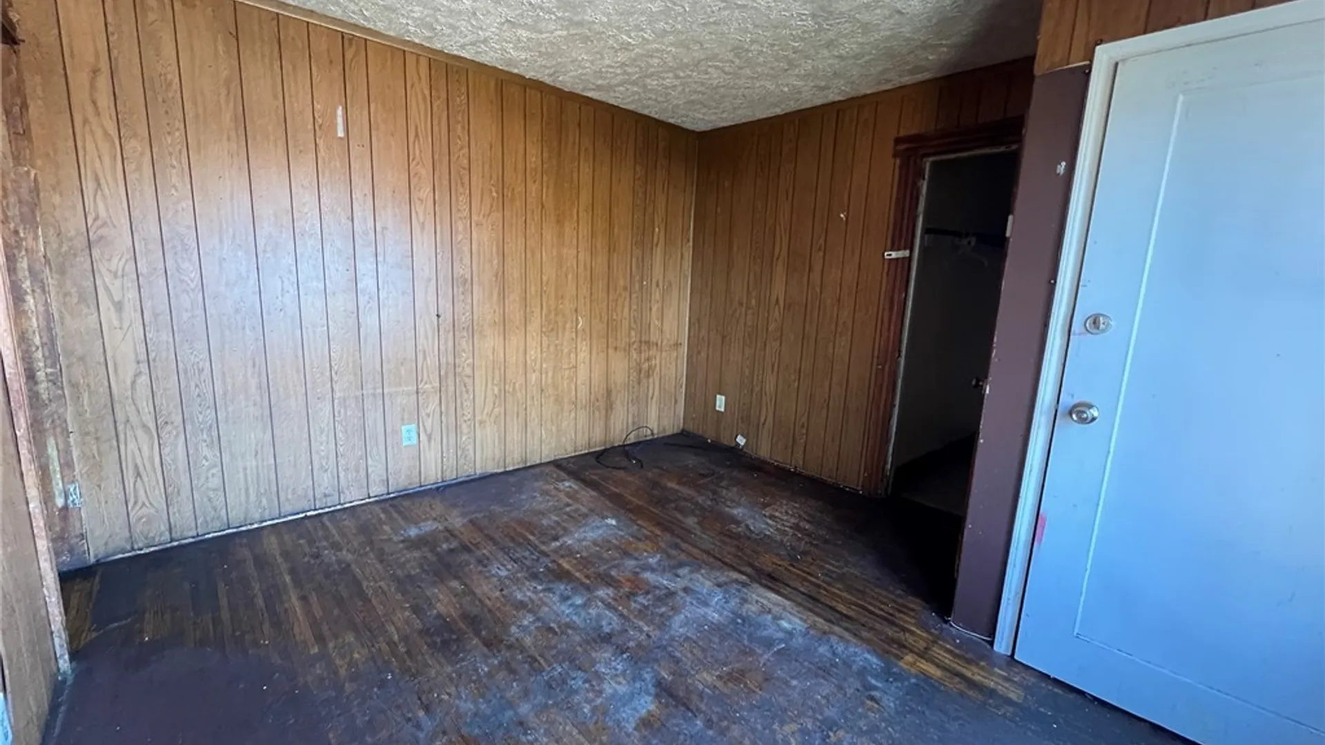 Property at 868 Plymouth Ave S, Rochester, NY 14608 29