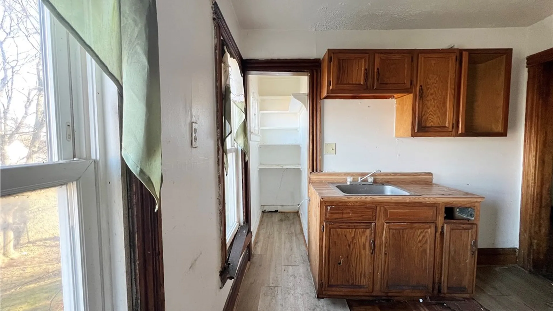 Property at 868 Plymouth Ave S, Rochester, NY 14608 34