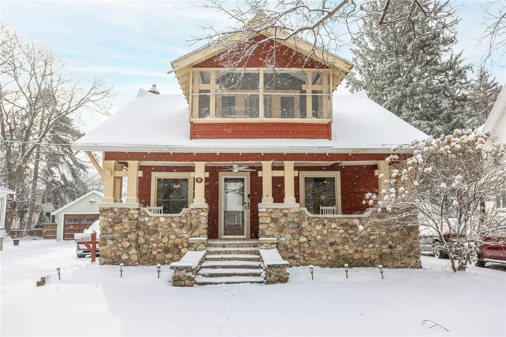 Property at 8 Elm Street, Leroy, NY 14482