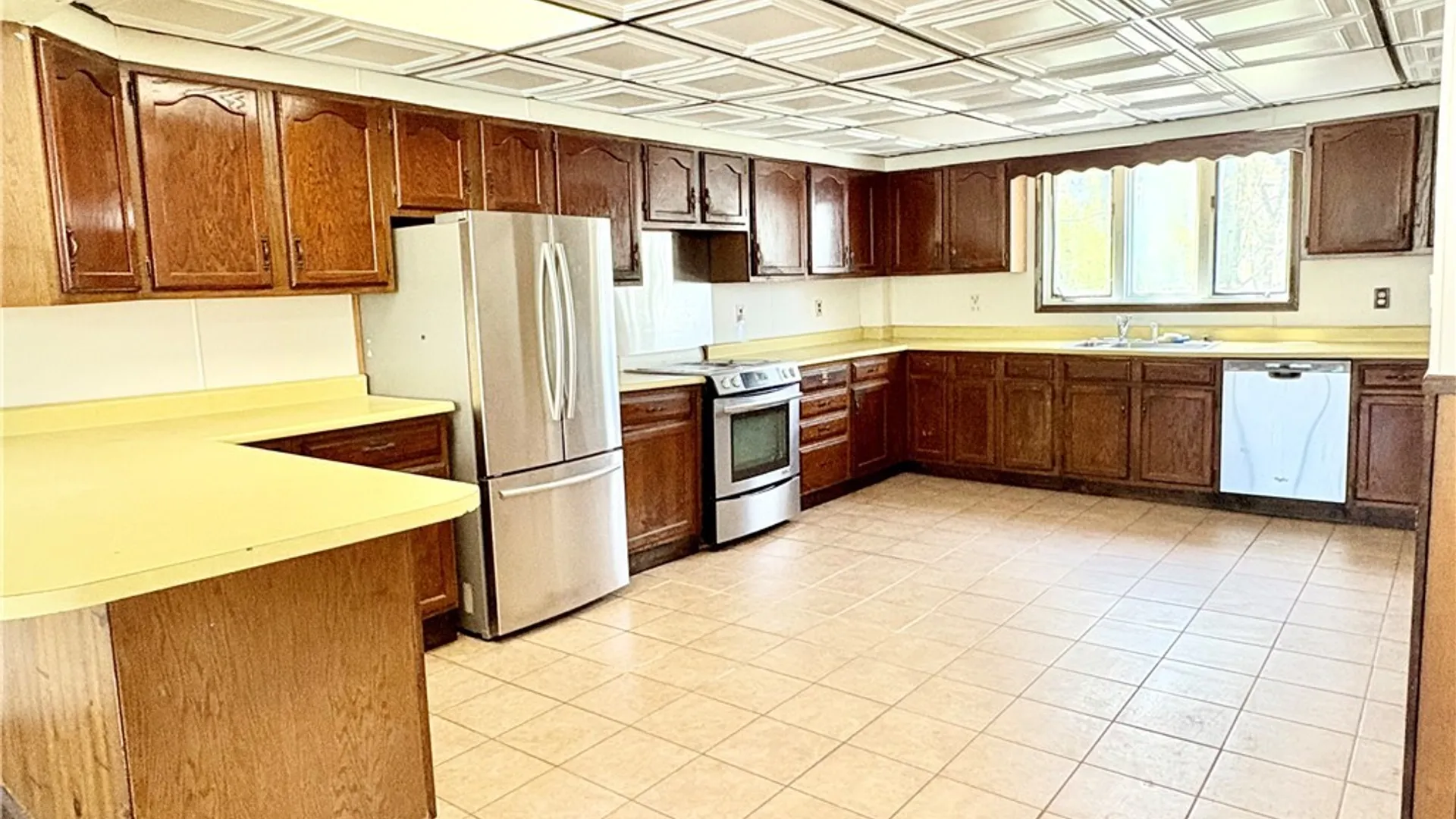 Property at 171 S Market Street, Cape Vincent, NY 13618 9