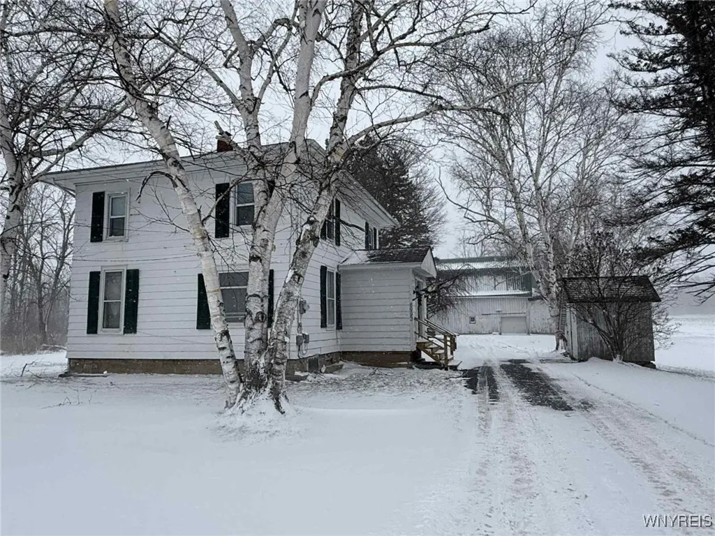Property at 8993 Alleghany Road, Pembroke, NY 14036
