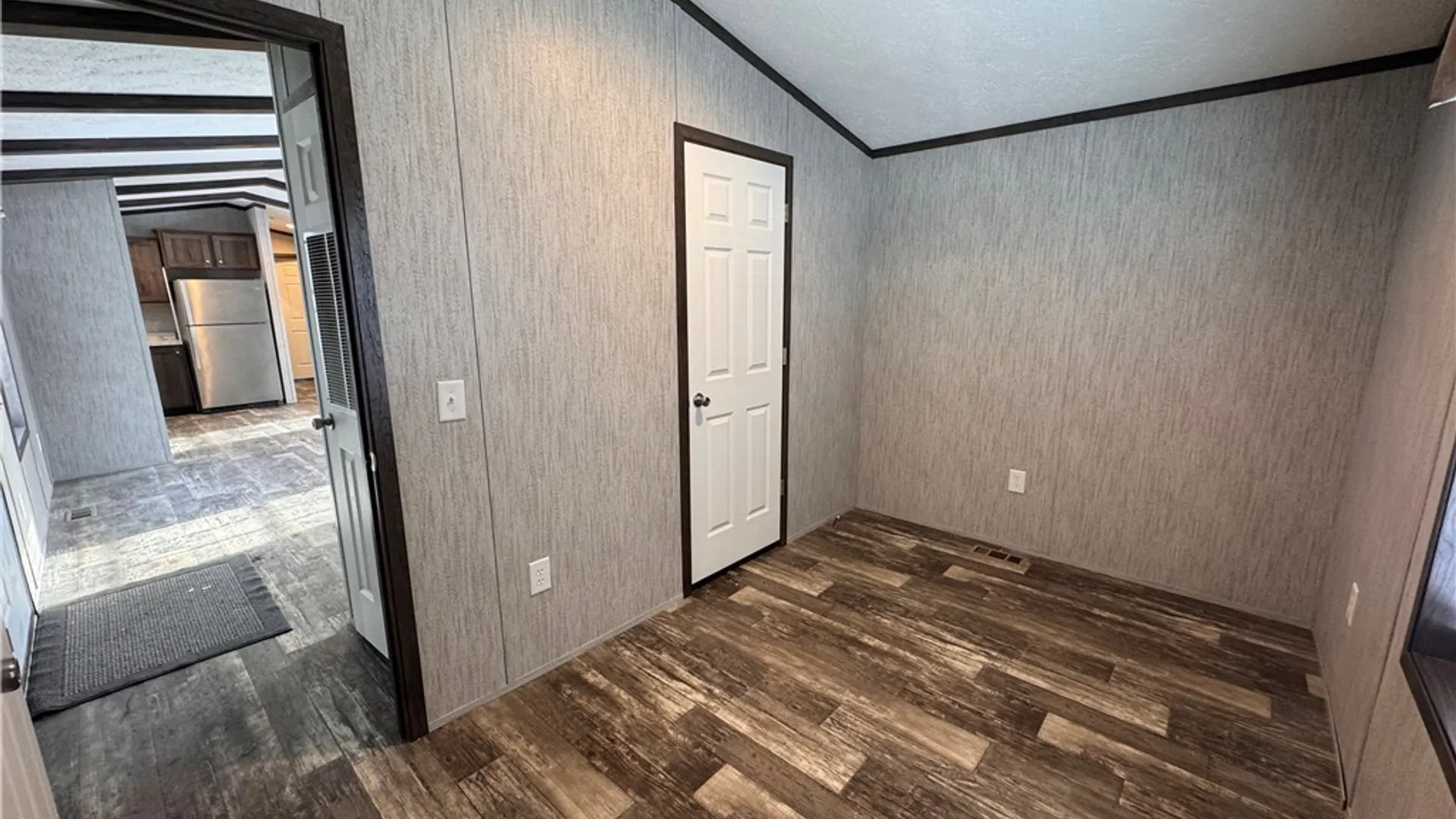 Property at 5 Crystal Lane, Batavia, NY 14020 10
