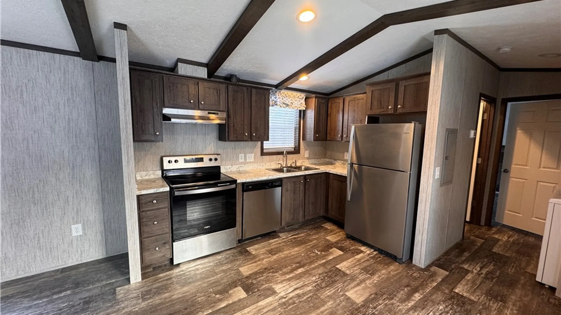 Property at 5 Crystal Lane, Batavia, NY 14020 12