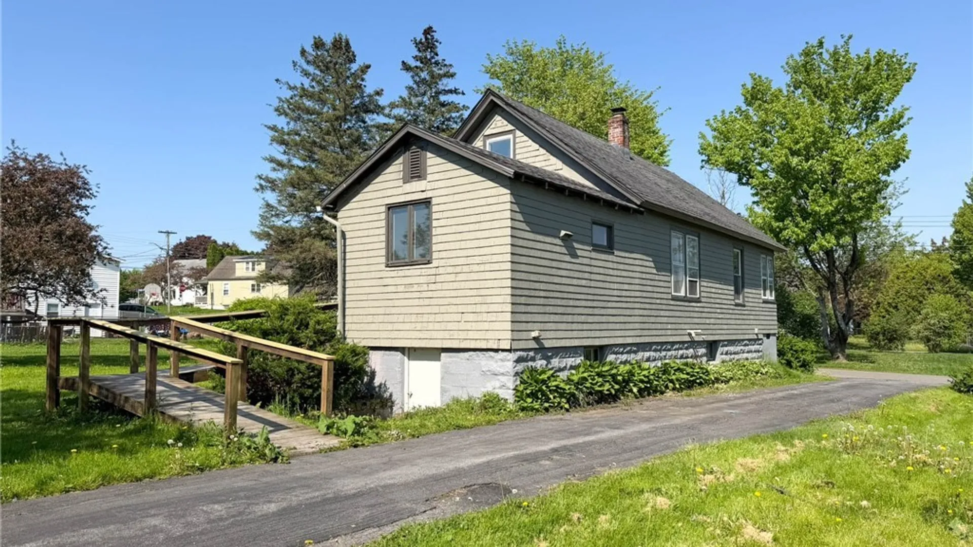 Property at 16 1st Street, Whitestown, NY 13495 28