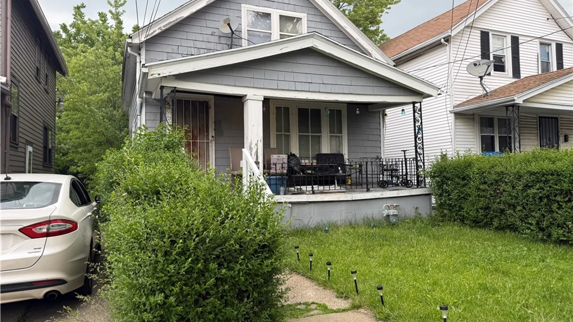 Property at 172 Hastings Avenue, Buffalo, NY 14215 2