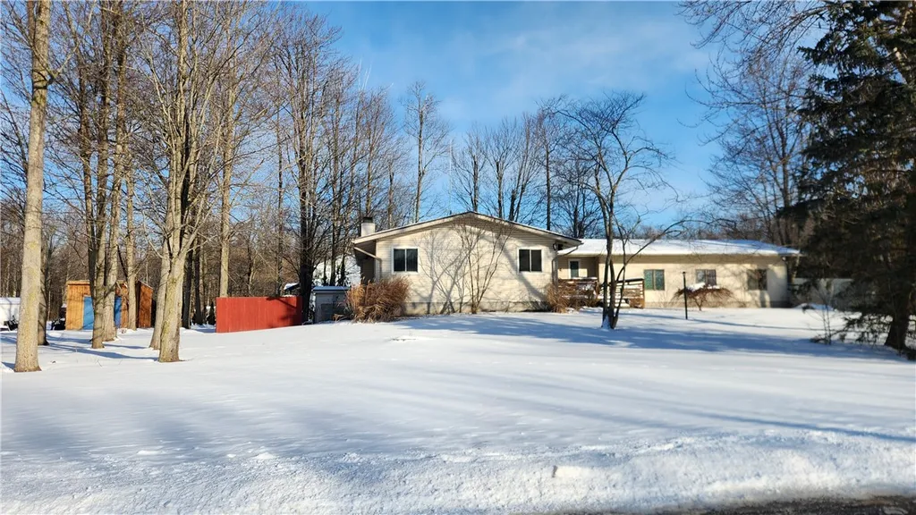Property at 2071 Stonehedge Drive, Ontario, NY 14519