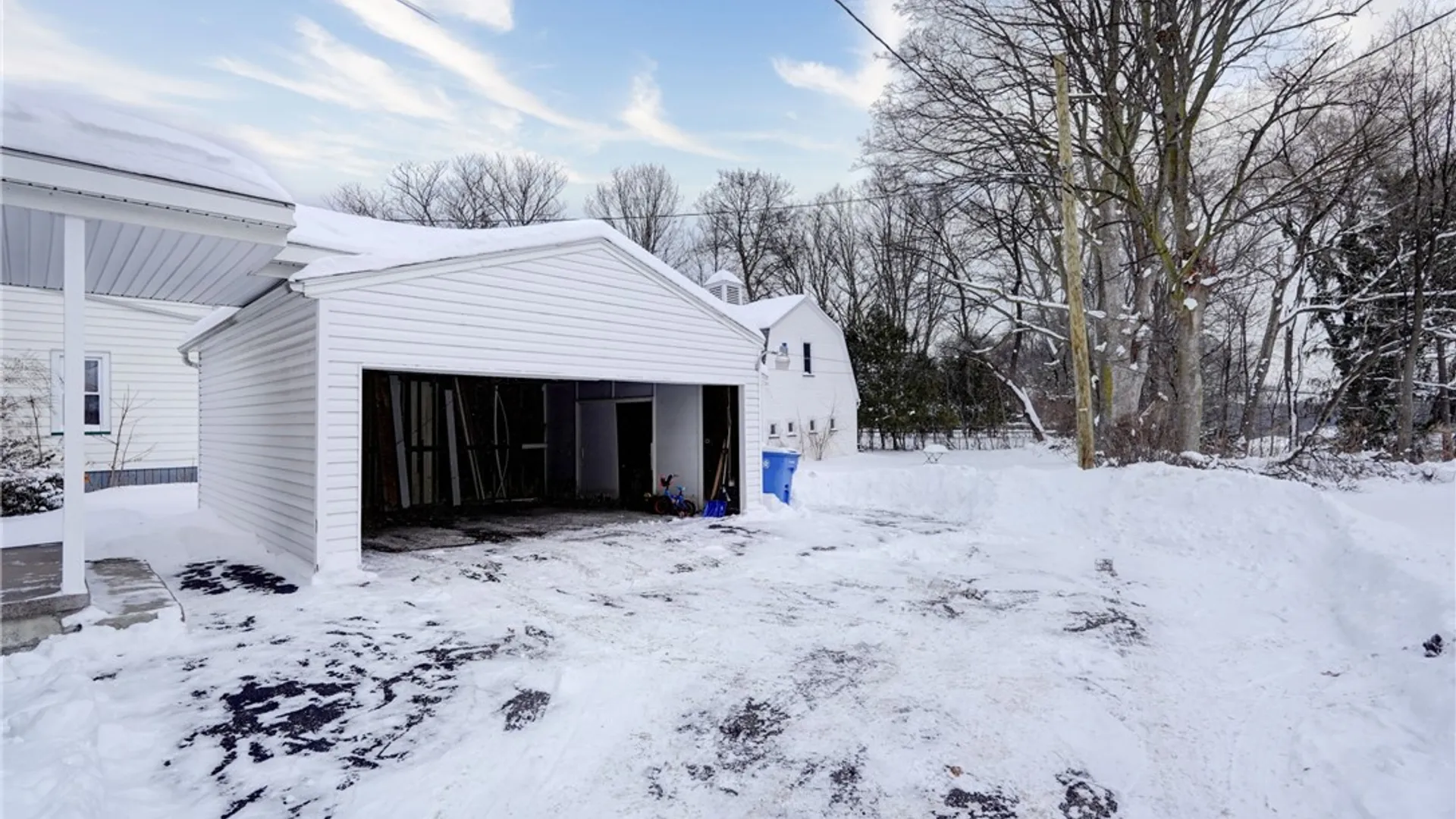 Property at 3482-3484 Lake Ave, Rochester, NY 14612 34